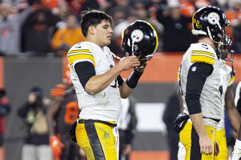 Exactly how bad has Mason Rudolph been for the Steelers? We crunch the numbers