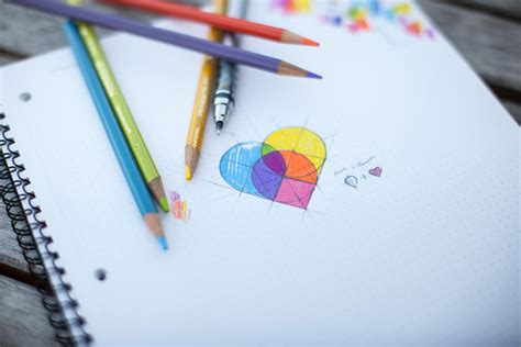 20 Wonderful Logo Sketches to Get You Inspired - Web Design Ledger