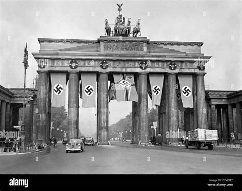 Brandenurg Gate decorated with swastika flags, Berlin, 1940 Stock Photo ...