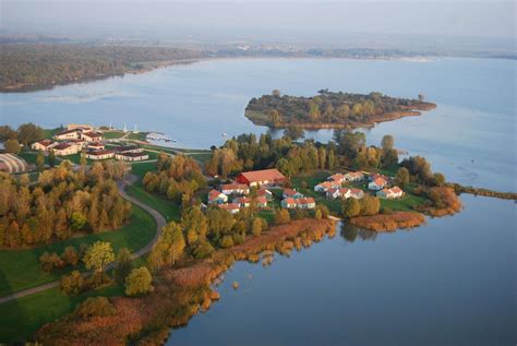 The beautiful Lac de Madine - 8½ km from the castle. You can see the lake from Hattonchatel ...