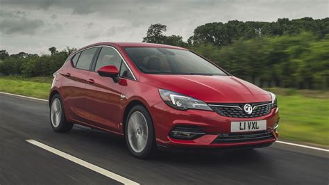 Vauxhall Astra Estate (2015 - 2021) review | AutoTrader