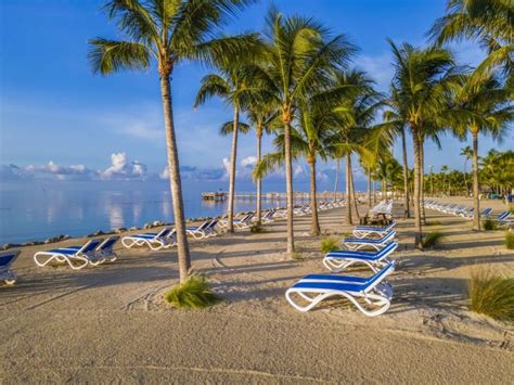 9 Best Islamorada Resorts on the Beach - Snorkel and Hike