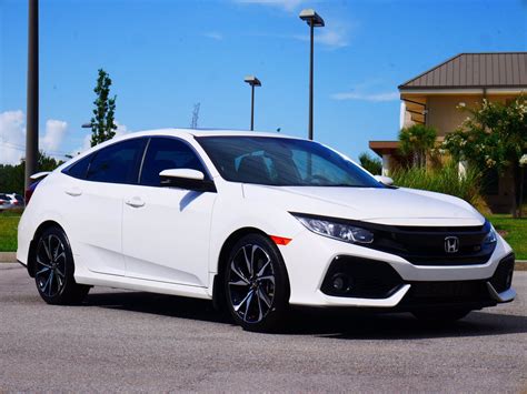 Pre-Owned 2018 Honda Civic Si FWD 4D Sedan