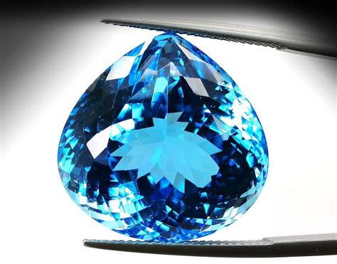 Swiss Blue Topaz - 60.14 ct - Catawiki