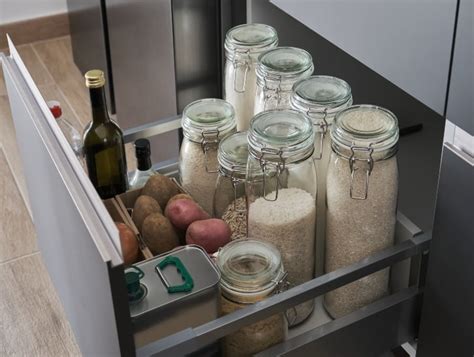 How to Organize Your Pantry with Airtight Storage Containers ...