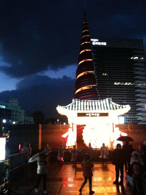 2012 Seoul Lantern Festival - (Cheonggyecheon Stream, downtown Seoul ...