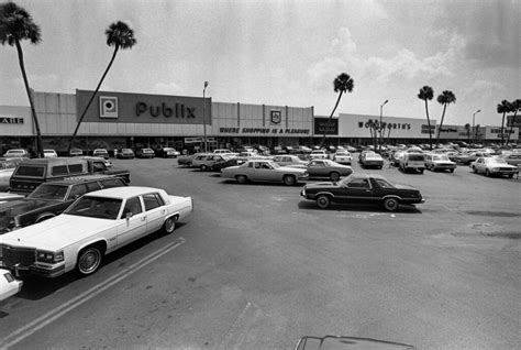 Northeast Shopping Center Publix; St. Petersburg, FL (July… | Flickr