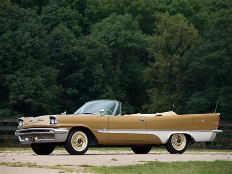 Car in pictures – car photo gallery » DeSoto Adventurer Convertible 1957 Photo 05