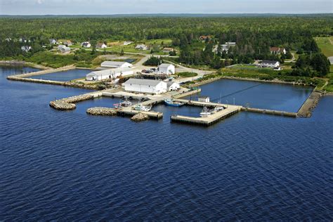 Charlesville Fisheries Wharf in Lower East Pubnico, NS, Canada - Marina ...