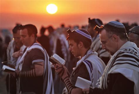 Why Prayer is So Important in Judaism – Shmuel Waldman