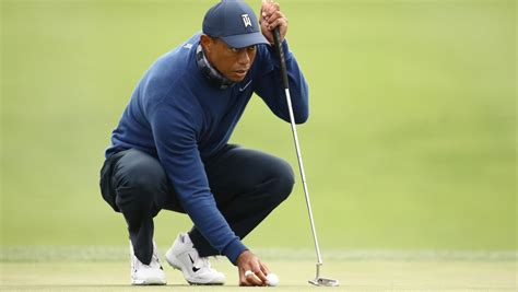 What golf ball does Tiger Woods use? [2022 Guide] - GolfGETUP