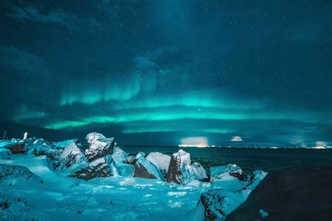 Ultimate Guide to Seeing Iceland's Northern Lights in 2020 • Escape Monthly