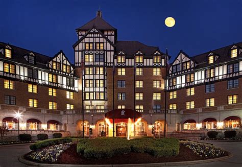 The Historic Hotel Roanoke & Conference Center | Visit Virginia's Blue Ridge | Flickr