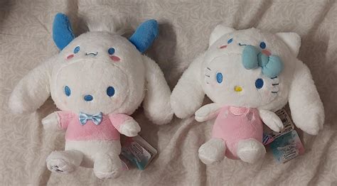 Loving my new sanrio plushies 🥰 : r/plushies