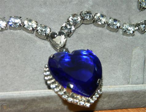 Titanic Heart Of The Ocean Replica to Scale Necklace by Pididdly Links ...