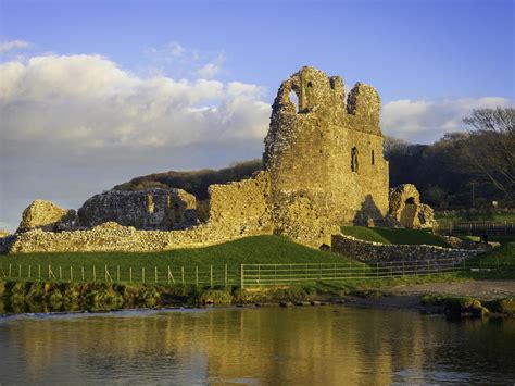 Ogmore Castle (Cadw) | VisitWales