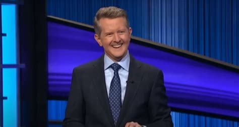 Jeopardy!'s Ken Jennings looks unrecognizable without his signature ...