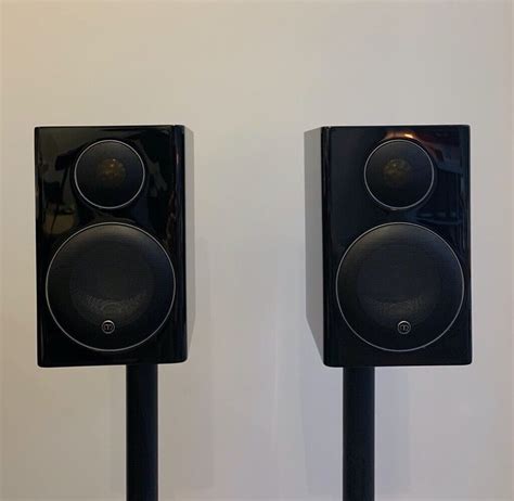 Monitor Audio Radius 90 bookshelf speakers in black lacquer with dedicated stands | in Fulham ...