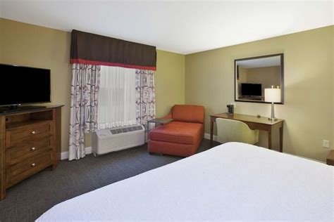 Hampton Inn & Suites Wichita Northeast Wichita | Bookonline.com