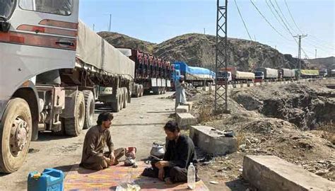 Torkham border remains closed despite talks with Afghan Taliban - DailyExcelsior