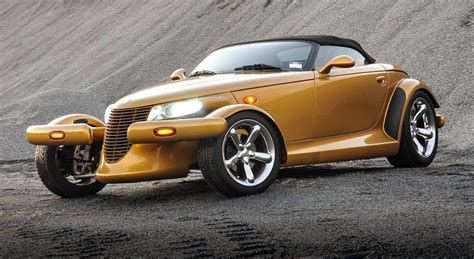 Review Flashback! 2002 Chrysler Prowler | The Daily Drive | Consumer Guide®