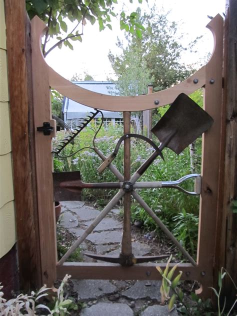 Montana Wildlife Gardener: Repurposed Garden Tool Garden Arbor