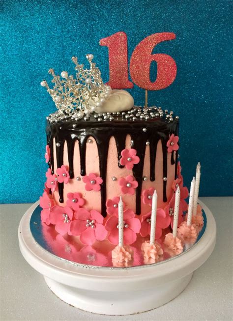 Sweet Sixteen Cake | Girl cakes, Sweet sixteen cakes, 16 birthday cake