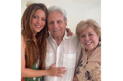 Padre de Shakira, William Mebarak, llevaría varios días hospitalizado ...