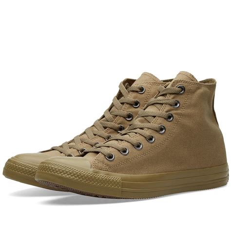 Originally released in 1917, the classic Converse Chuck Taylor All Star ...