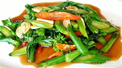 ผัดคะน้าน้ำมันหอย Stir Fried Kale With Oyster Sauce - YouTube