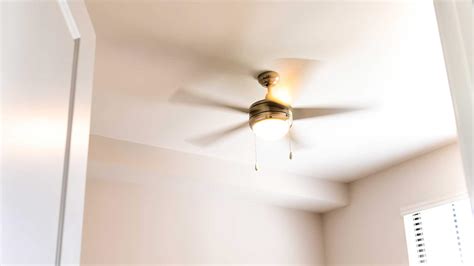 How Many Watts Does a Ceiling Fan Use?