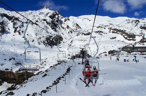 The 10 Best Skiing Destinations in New Zealand