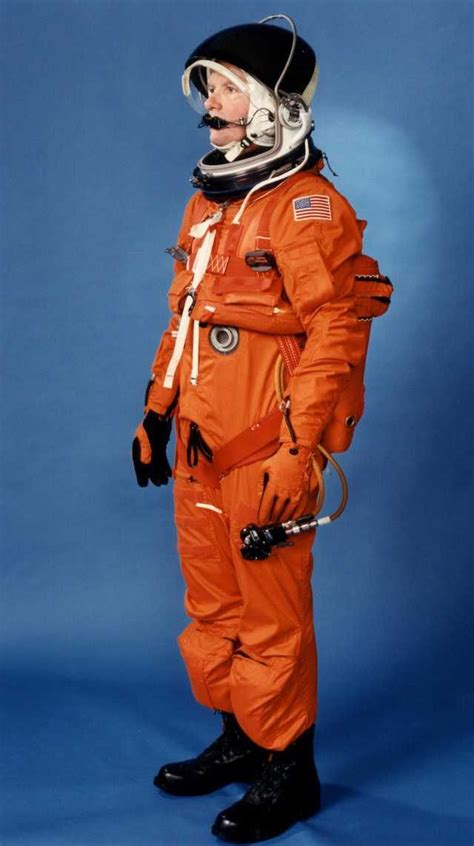 US Spacesuits | Space suit, Astronaut suit, Nasa space suit