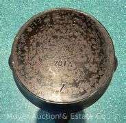Erie "Pre-Griswold" No. 7 Cast Iron Skillet, No. 701A, 9.5" Round - Moyer Auction & Estate Co., Inc.