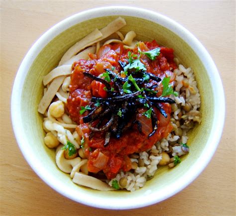 Julia's (Vegan) Kitchen: Kushari