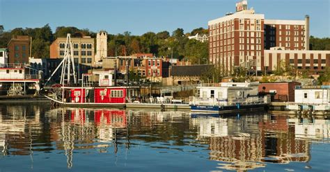 16 Best Hotels in Dubuque. Hotels from $71/night - KAYAK