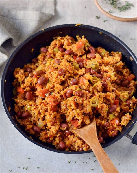 Spanish Rice And Beans | Easy Recipe - Elavegan