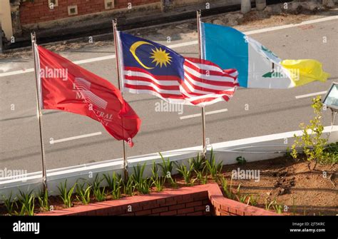 Malaysian Flag, George Town, Penang, Malaysia, Asia. Malaysian flag in Centre Stock Photo - Alamy