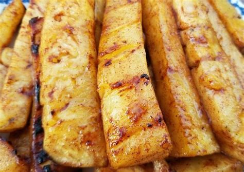 Sweet Grilled Pineapple Spears Recipe by Julie T. - Cookpad