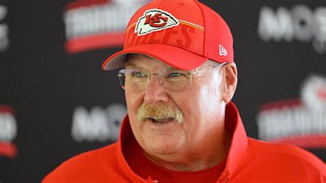 Chiefs finalizing contract extension, pay increase for Andy Reid after ...