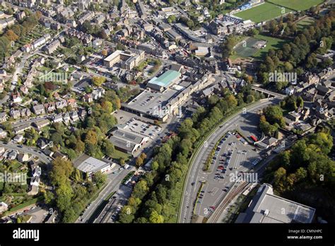 aerial view of Matlock town centre Derbyshire Stock Photo: 47188804 - Alamy