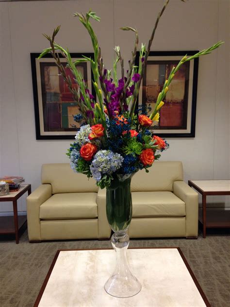 Corporate centerpiece by Kingdom Creator Events Houston. #corporateflowers #centerpiece ...