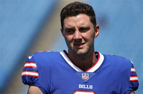 Buffalo Bills bring back former punter after starter suffers hamstring ...