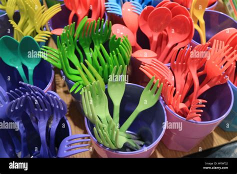 Green plastic forks hi-res stock photography and images - Alamy