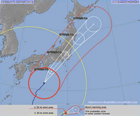 Typhoon Lan LIVE forecast and path updates: Where is Typhoon Lan NOW? | Weather | News | Express ...