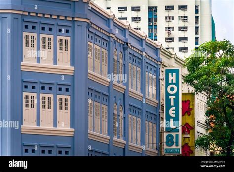 Hotel 81 Chinatown along New Bridge Road, Singapore Stock Photo - Alamy