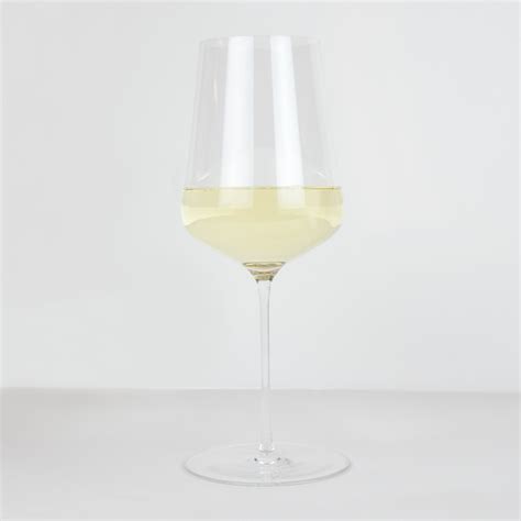 Zalto Universal Wine Glass - The VinePair Store