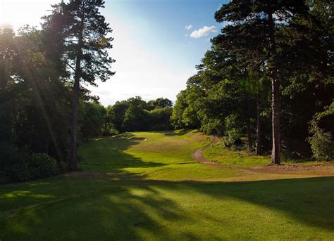 Gerrards-Cross-Golf-Club-2-south-east-england - Next Golf