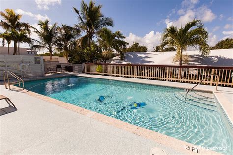 CREEKSIDE INN ISLAMORADA $171 ($̶2̶2̶9̶) - Updated 2022 Prices & Reviews