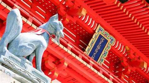 A Travellers Guide To The Kyoto Fox Shrine: Home Of The Mythical Ianri Foxes 力